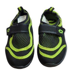 O'rageous water shoes 7